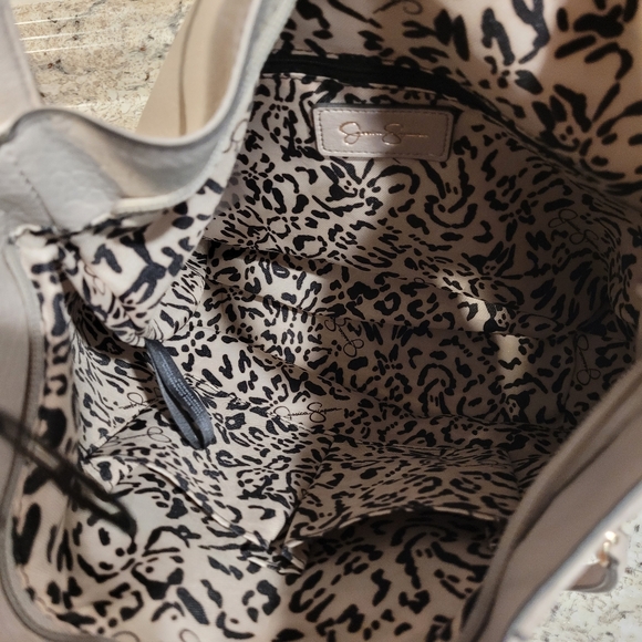 💚CLEARANCE💚 Jessica Simpson One handle shoulder bag - Picture 2 of 6